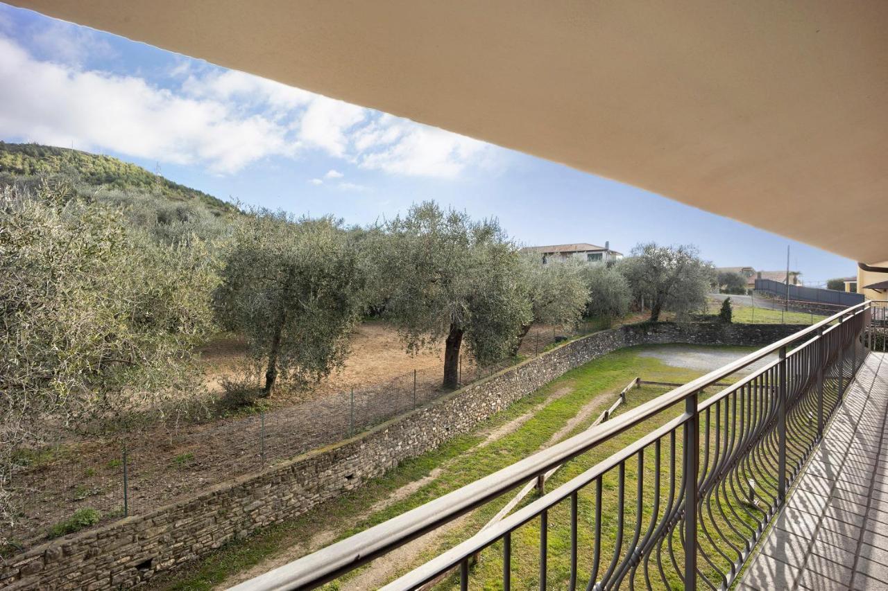 Messalina Agriturismo La Scuderia Molino Nuovo  Exterior foto